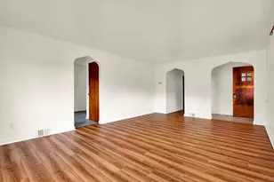 209 E Fairmont Ave, Trafford, PA 15085 - Photo 6