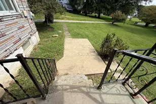 305 Repp Rd, Pittsburgh, PA 15068 - Photo 12