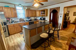 915 Main St, Derry Township, PA 15650 - Photo 12