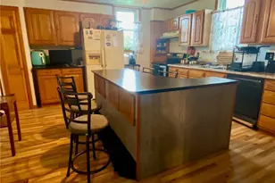 915 Main St, Derry Township, PA 15650 - Photo 10