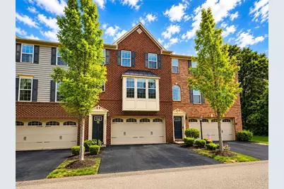 1502 Pointe View Dr, Adams Township, PA 16046 - Photo 2