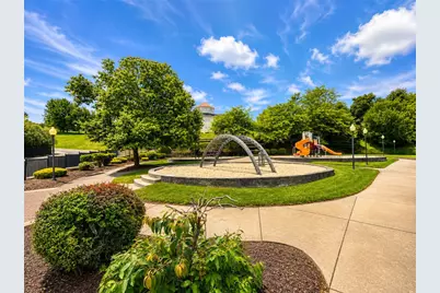1502 Pointe View Dr, Adams Township, PA 16046 - Photo 46