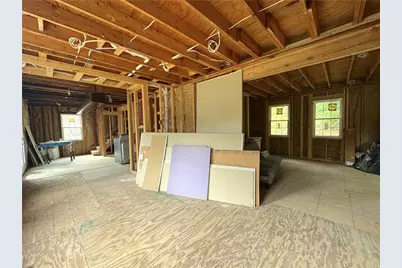 7651 Pennsylvania Ave, North Huntingdon, PA 15501 - Photo 10
