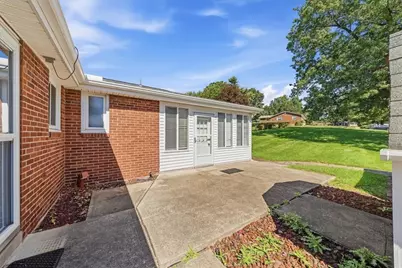 9428 Saratoga Dr, Pittsburgh, PA 15237 - Photo 22
