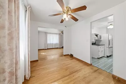 9428 Saratoga Dr, Pittsburgh, PA 15237 - Photo 6