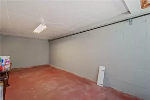 126 Senate Dr, Pittsburgh, PA 15236 - Photo 24
