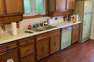 265 Carnation Ct E, Mount Pleasant Township, PA 15666 - Photo 6