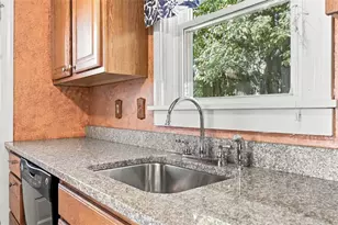 24 Wheeler Ave, Pittsburgh, PA 15205 - Photo 14