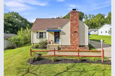 429 Falls Ave, Neshannock Township, PA 16105 - Photo 1