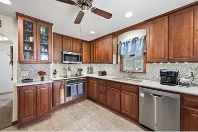 429 Falls Ave, Neshannock Township, PA 16105 - Photo 10