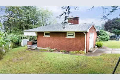 1124 High Street, Jeannette, PA 15644 - Photo 2