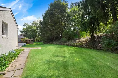 646 Guenevere Dr, Pittsburgh, PA 15237 - Photo 30