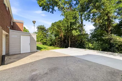 3123 Schieck St, Pittsburgh, PA 15227 - Photo 24
