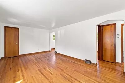 3123 Schieck St, Pittsburgh, PA 15227 - Photo 6