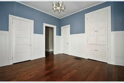 720 E Maiden St, Washington, PA 15301 - Photo 2