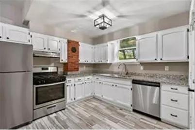 404 Washington Ave, Oakmont, PA 15139 - Photo 2