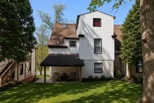 404 Washington Ave, Oakmont, PA 15139 - Photo 14