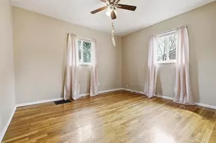 306 Delaney Dr, Pittsburgh, PA 15235 - Photo 8