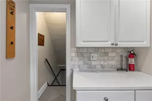 447 Sulgrave, Pittsburgh, PA 15211 - Photo 16