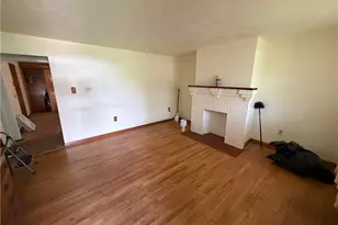 802 Glencairn St, West Mifflin, PA 15122 - Photo 4