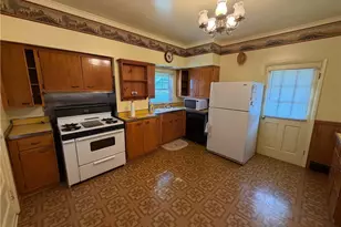 802 Glencairn St, West Mifflin, PA 15122 - Photo 10