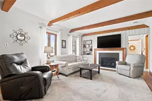 4 W Club Dr, Pittsburgh, PA 15236 - Photo 4