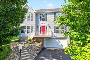 1811 Pioneer Dr, Pittsburgh, PA 15143 - Photo 1