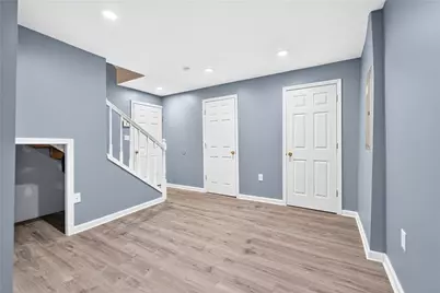 1811 Pioneer Dr, Pittsburgh, PA 15143 - Photo 38