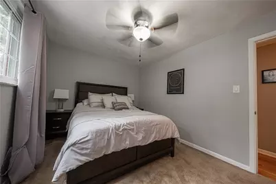1626 Hybla St, Pittsburgh, PA 15212 - Photo 12