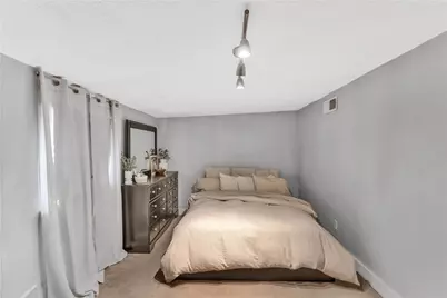 330 Elizabeth Ave, Pittsburgh, PA 15202 - Photo 16
