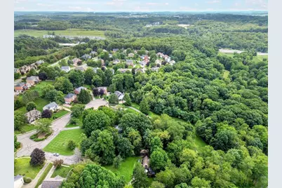 701 Trillium Ct, Pine Township, PA 15090 - Photo 32