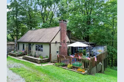 701 Trillium Ct, Pine Township, PA 15090 - Photo 1