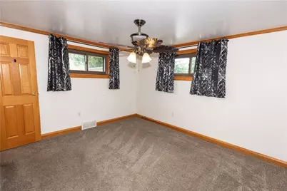 387 Harold St, Pittsburgh, PA 15237 - Photo 12