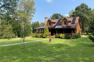 190 Sara Ln, Clinton Township, PA 16374 - Photo 1
