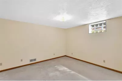 130 Wagner Rd, Forward Township, PA 16033 - Photo 36