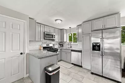 942 Lindsay Rd, Scott Township, PA 15106 - Photo 8