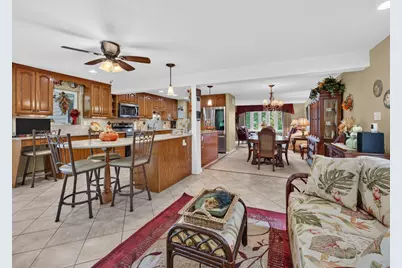 1224 Armstrong Dr, South Park, PA 15129 - Photo 8