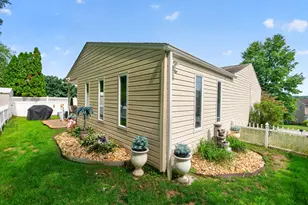 1224 Armstrong Dr, South Park, PA 15129 - Photo 32