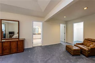 810 Stonebridge Dr, Hempfield Township, PA 15601 - Photo 36