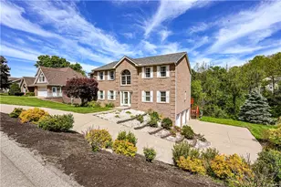810 Stonebridge Dr, Hempfield Township, PA 15601 - Photo 1