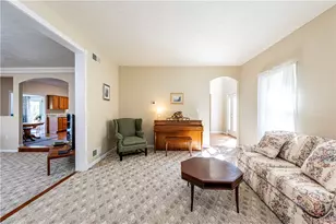 810 Stonebridge Dr, Hempfield Township, PA 15601 - Photo 26