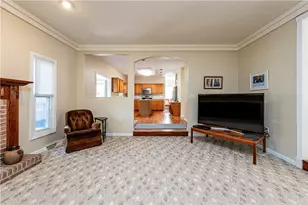 810 Stonebridge Dr, Hempfield Township, PA 15601 - Photo 24