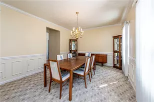 810 Stonebridge Dr, Hempfield Township, PA 15601 - Photo 12
