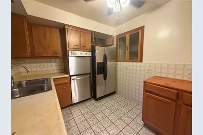 311 Larch Ln, Pittsburgh, PA 15234 - Photo 10