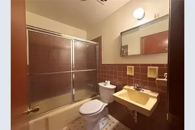 311 Larch Ln, Pittsburgh, PA 15234 - Photo 12