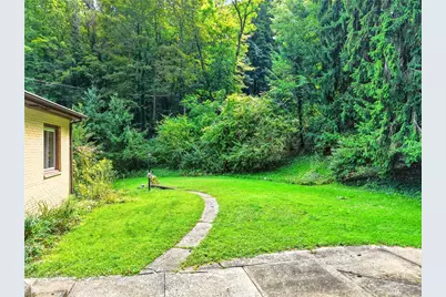 700 9th St, Ellwood City, PA 16117 - Photo 26