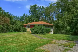 194 Woodridge Dr, Brighton Township, PA 15009 - Photo 12