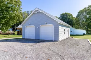 5343 Franklin St, Sandy Lake Boro, PA 16145 - Photo 2