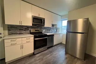 609 Ann St, Homestead, PA 15120 - Photo 1