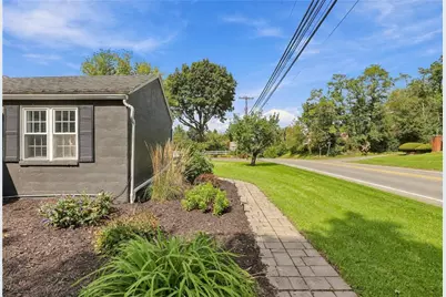 101 Old Hickory Lane, Westmont Hilltop School District, PA 15905 - Photo 8